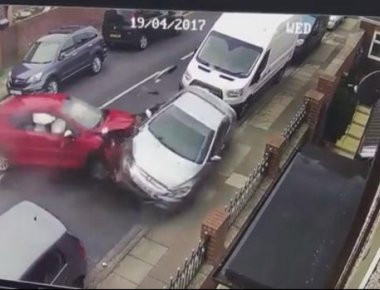 Σπέρνουν την καταστροφή και στη συνέχεια ... σφυρίζουν αδιάφορα (βίντεο)